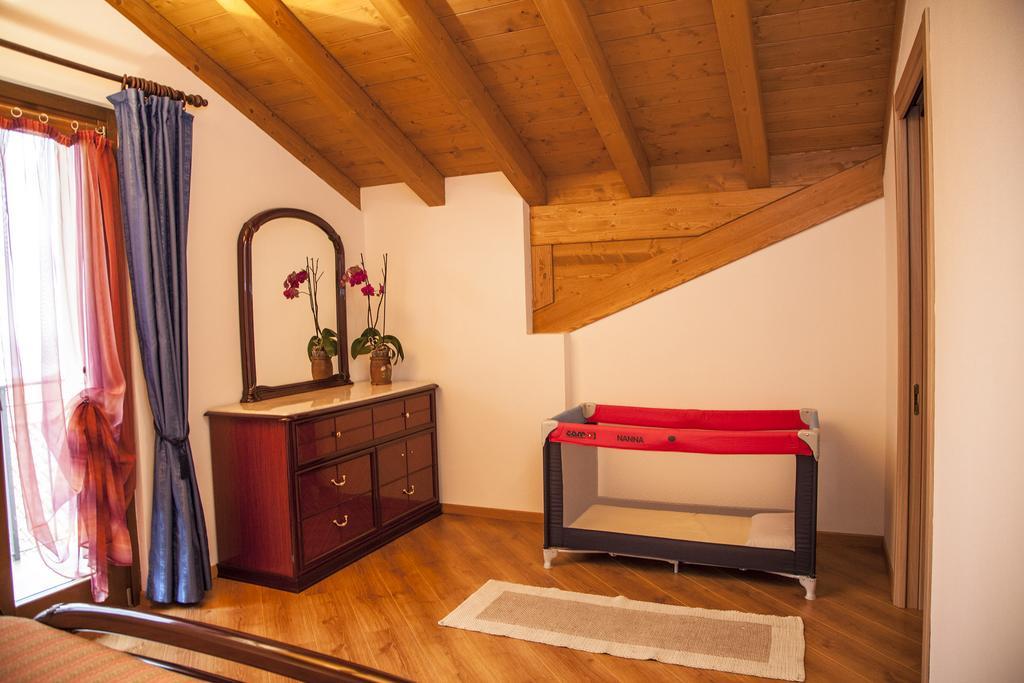 Casa Sole Apartment Vercana Стая снимка